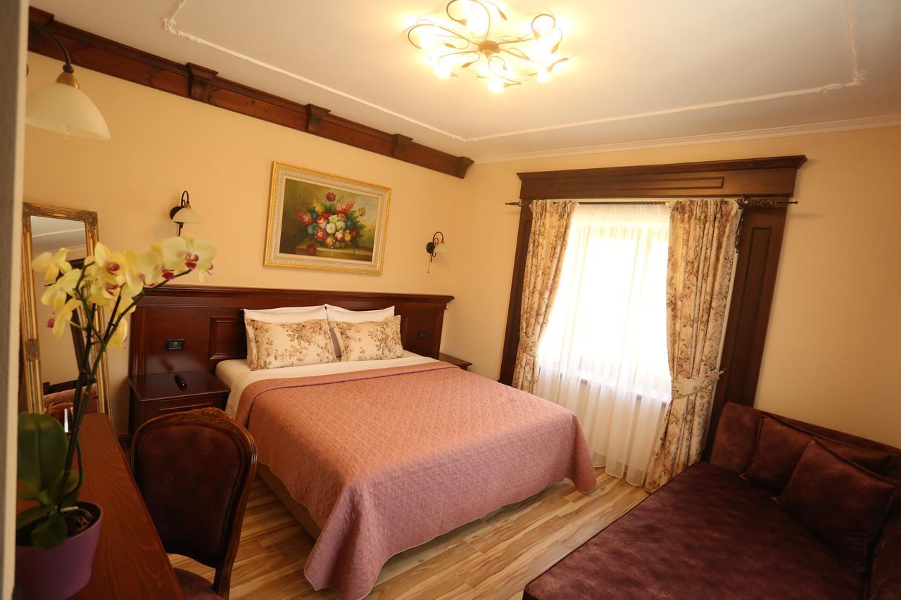 Vila Dante Boutique Hotel Tushemisht Экстерьер фото