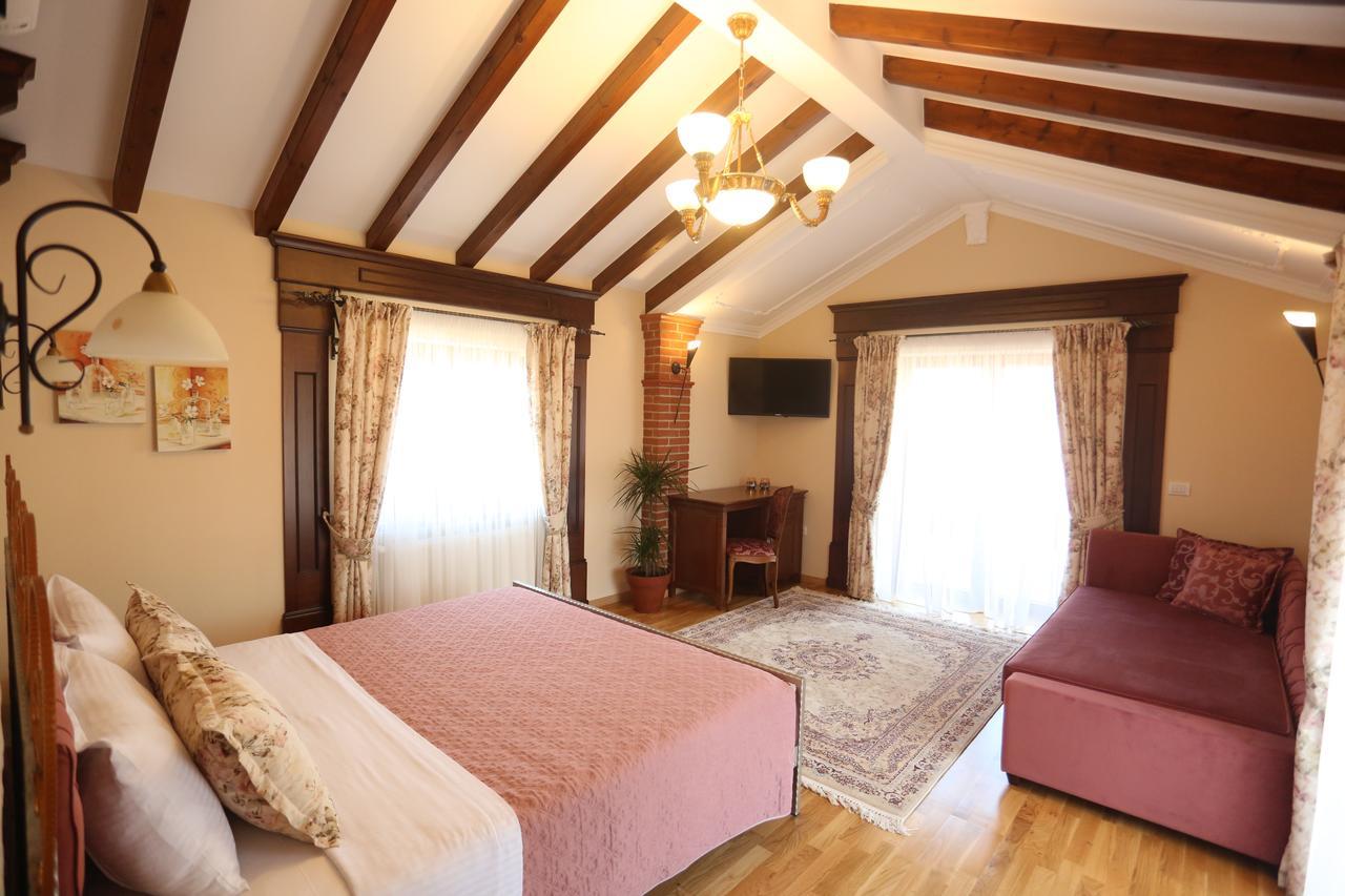 Vila Dante Boutique Hotel Tushemisht Экстерьер фото